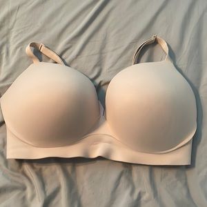 36DDD Victoria’s Secret wireless Incredible bra